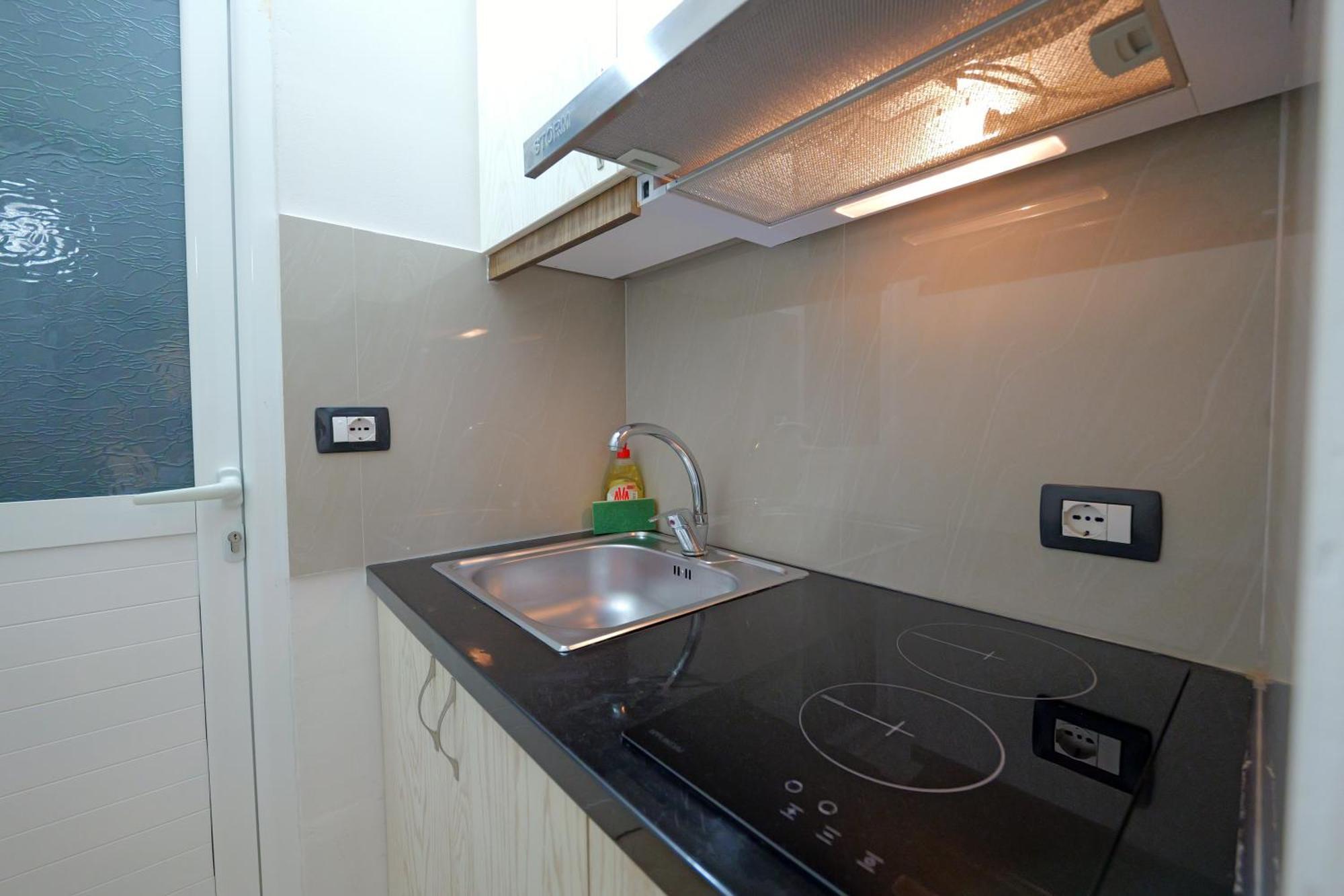 Livia'S Guesthouse คซามิล ภายนอก รูปภาพ